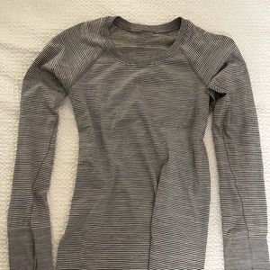 lulu swiftly long sleeve